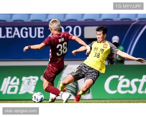 国际米兰三中卫体系下节奏变化能力不足，进攻组织受限