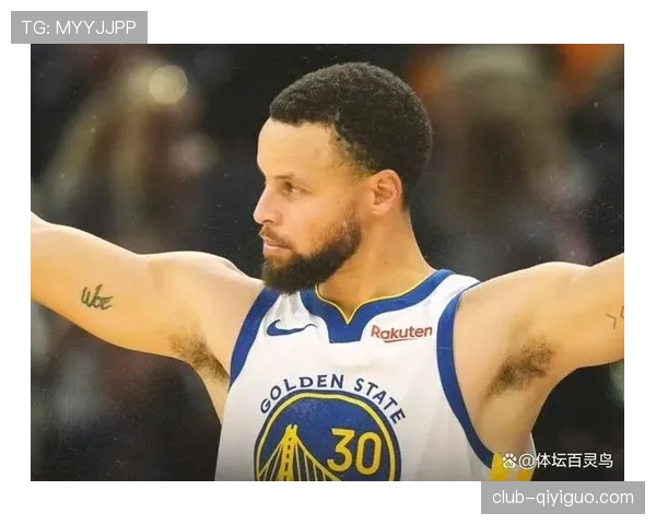 奥斯汀·里夫斯在防守端对位库里展现提升，三分出手更具威胁